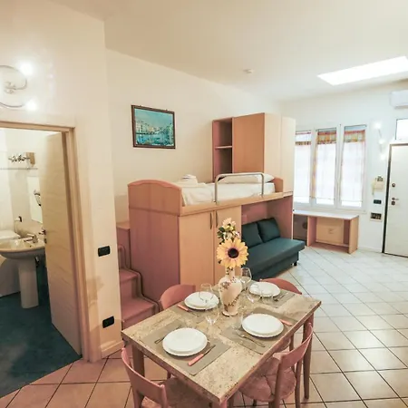 Lägenhet Merlo's Flat Ospedale S Orsola Bologna