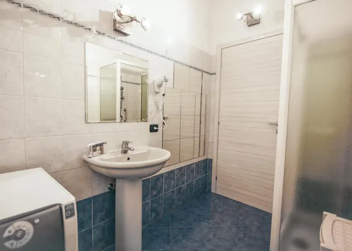 Merlo's Flat Ospedale S Orsola شقة